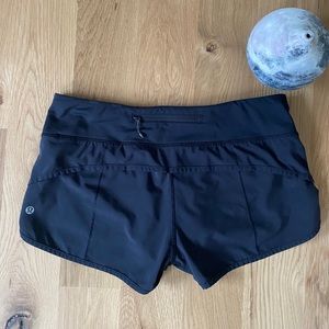 Lululemon Black Speed Up Shorts Size 6